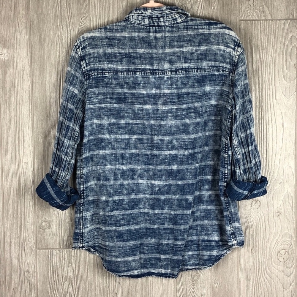 NWOT Distressed Button-down Blouse - Picture 2 of 3